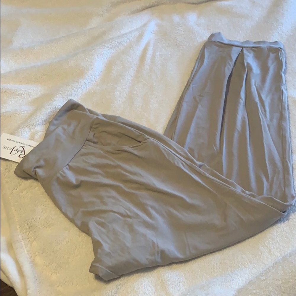 Nwt Ruby Jane Pants. - image 1
